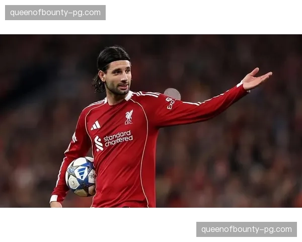 索博斯洛伊任意球破门展技术 利物浦中场远射成破密集手段